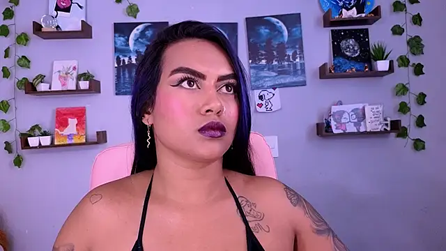 macey elliot  online show from 09.15.25