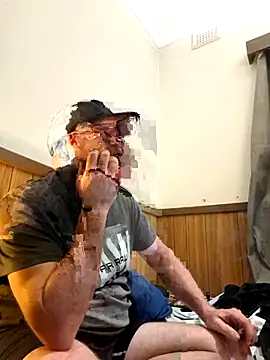 Scoobeysnacks online show from 04.17.26