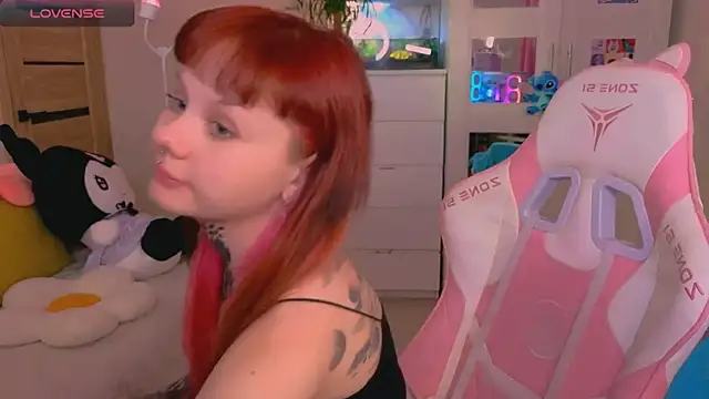 Britney Lynch online show from 11.07.25