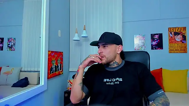 Snapshot of Drako_Lamar chatting on 01.03.25 Drako Lamar online show from 01.03.25