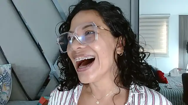 paula daniela1 online show from 01.12.26