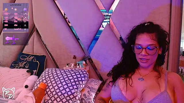 Snapshot of paula_daniela1 chatting on 07.16.26 paula daniela1 online show from 07.16.26