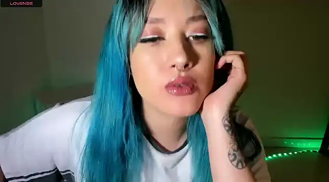 kat apple online show from 03.23.25