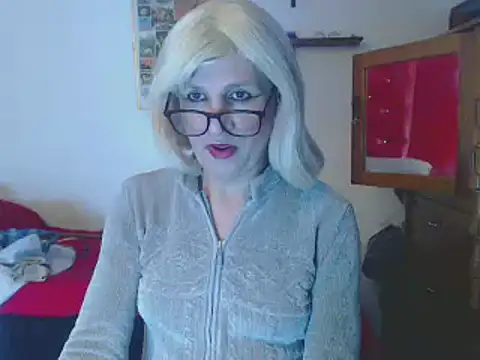 LorenJade online show from 12.15.24