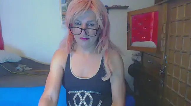 LorenJade online show from 02.10.25