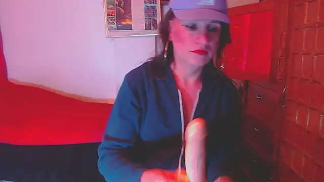 LorenJade online show from 11.08.25