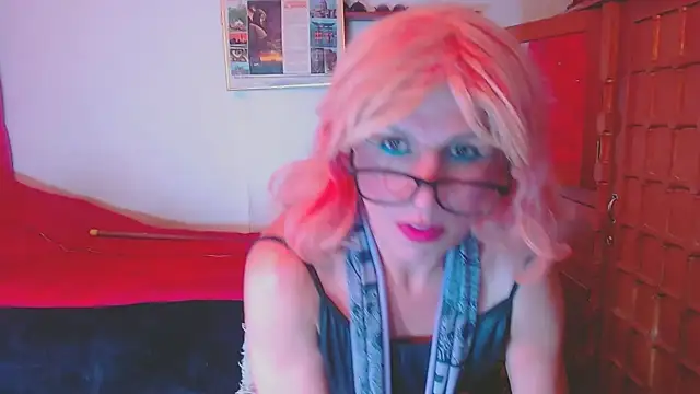 LorenJade online show from 11.21.25