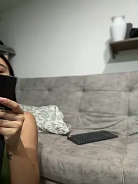 Snapshot of Zarah_Blare chatting on 02.24.25 Zarah Blare online show from 02.24.25