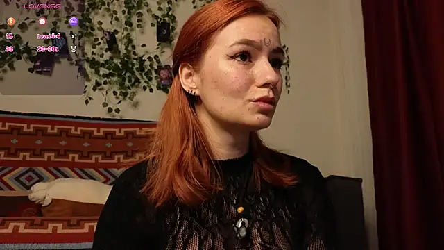 Snapshot of girl_with_snaketatto0 chatting on 12.02.25 girl with snaketatto0 online show from 12.02.25