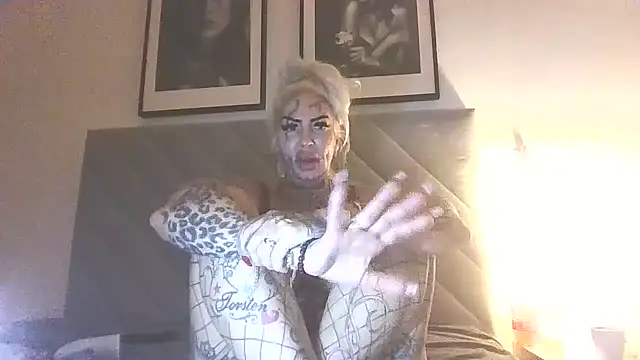 Jeanny Bln online show from 12.06.24