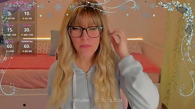 estivalae online show from 12.02.24