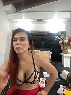 Snapshot of Arianna_Jones1 chatting on 07.19.26 Arianna Jones1 online show from 07.19.26
