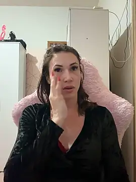 Irresistible24 online show from 05.17.26