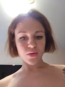 Snapshot of BabySPieS chatting on 09.26.25 BabySPieS online show from 09.26.25