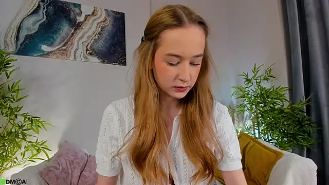 Sweett Monica online show from 11.14.25