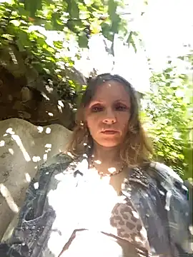Snapshot of Anita-Smith chatting on 07.17.26 Anita-Smith online show from 07.17.26