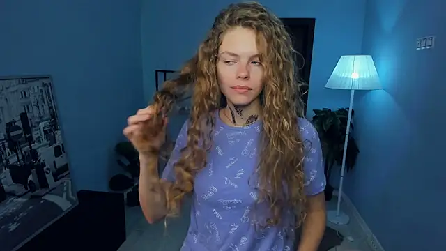 RayaNenlia online show from 10.26.25