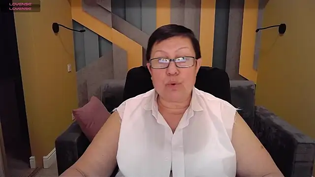 BarbaraTurners online show from 01.31.25