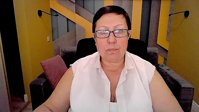 BarbaraTurners online show from 02.15.25