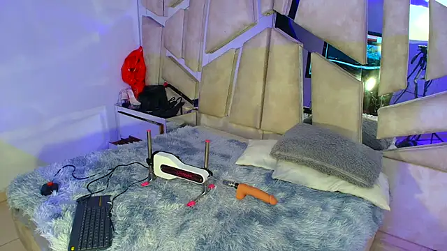 Natalyefoster online show from 02.25.26