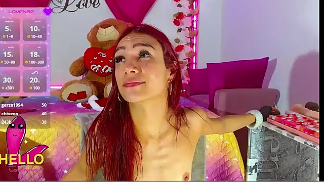 natashakissess online show from 12.24.24