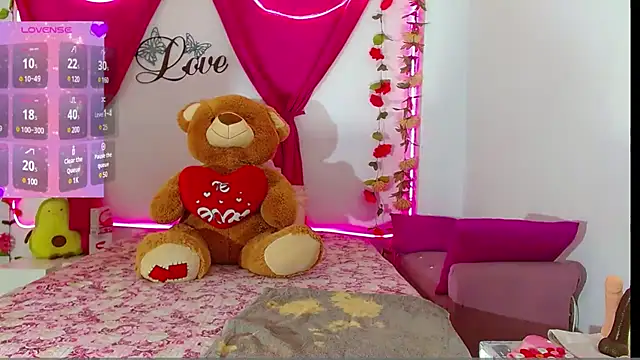 natashakissess online show from 01.04.25