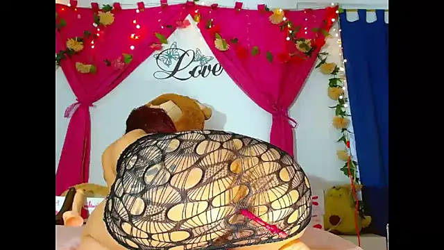 Snapshot of natashakissess chatting on 01.06.26 natashakissess online show from 01.06.26