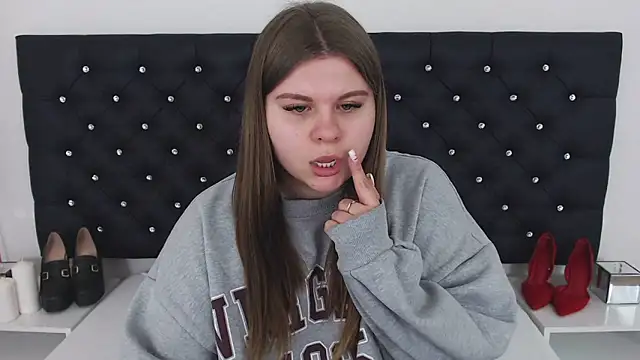 Snapshot of AbbyPleasure chatting on 02.26.25 AbbyPleasure online show from 02.26.25