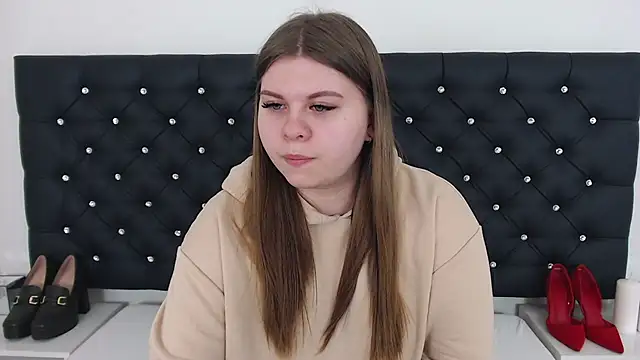 Snapshot of AbbyPleasure chatting on 03.19.25 AbbyPleasure online show from 03.19.25