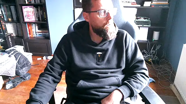 MeSteff online show from 10.25.25