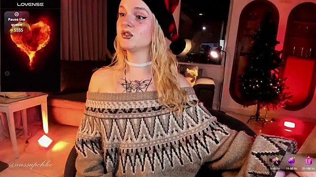 misschloe   online show from 12.12.24