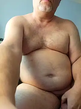 Snapshot of DarrinNudist chatting on 12.17.24 DarrinNudist online show from 12.17.24