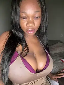 CharismaaBanx online show from 04.10.26