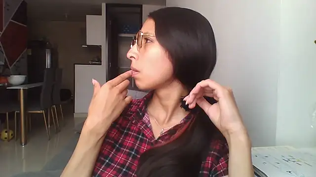 Katalleya jyj online show from 02.11.26