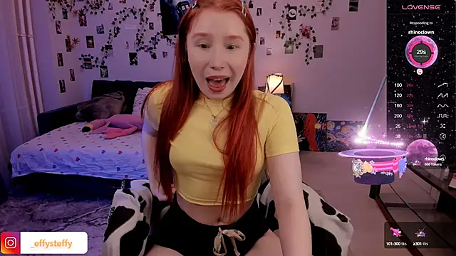 CallMeEffy1 online show from 03.10.25