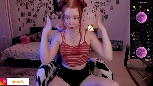 CallMeEffy1 online show from 03.14.25