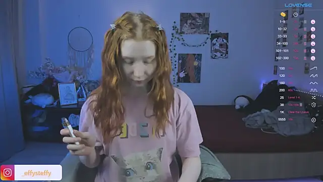 CallMeEffy1 online show from 12.22.25