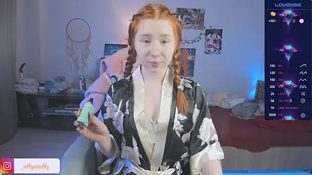 CallMeEffy1 online show from 02.16.26