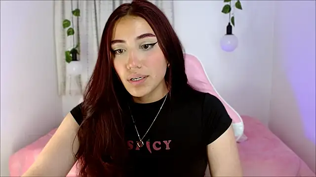 Snapshot of veronicaxx69 chatting on 12.29.24 veronicaxx69 online show from 12.29.24