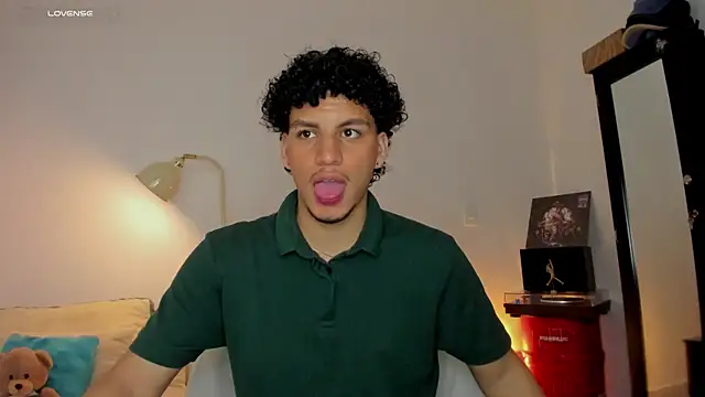 Curlblue online show from 09.19.25