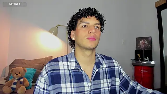 Curlblue online show from 10.16.25