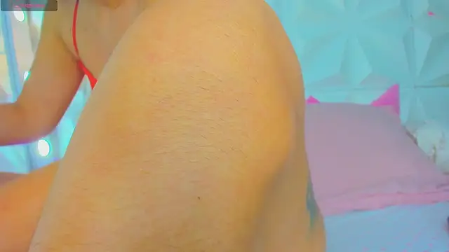 cute latinaxxx online show from 09.19.25