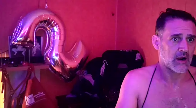 Lia Y PatrickX online show from 12.18.24