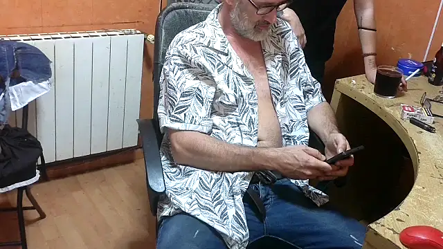 Lia Y PatrickX online show from 09.11.25