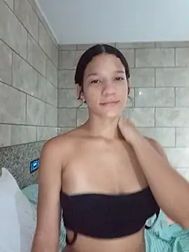 Snapshot of By_Aninha chatting on 03.05.26 By Aninha online show from 03.05.26