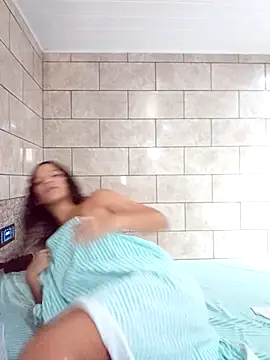 Snapshot of By_Aninha chatting on 03.19.26 By Aninha online show from 03.19.26