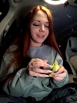 Snapshot of oh_rachel chatting on 12.09.24 oh rachel online show from 12.09.24