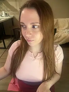 Snapshot of oh_rachel chatting on 10.23.25 oh rachel online show from 10.23.25