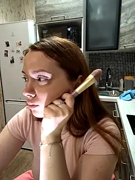 Snapshot of oh_rachel chatting on 10.30.25 oh rachel online show from 10.30.25