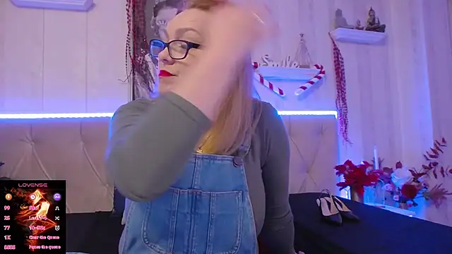 LadyJeen online show from 12.18.25